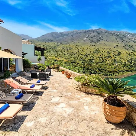 Du Lac Villas Kournas Exterior photo