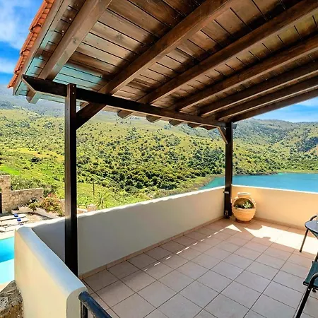Du Lac Villas Kournas Exterior photo